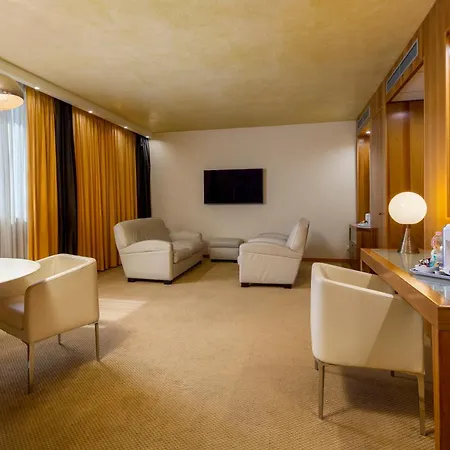 Hotel Crowne Plaza By Ihg